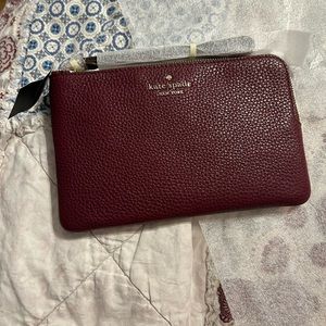 Kate Spade New York Leila wristlet